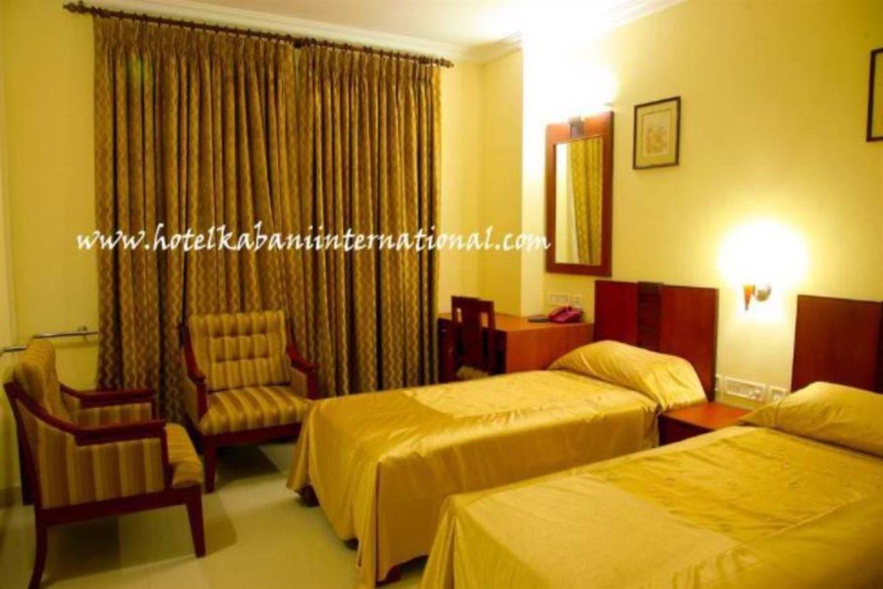 Hotel Kabani International Muvattupuzha Exterior photo